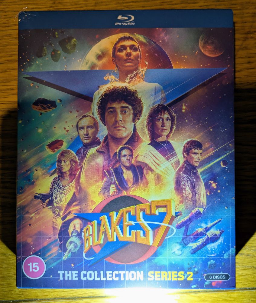 Ubiquitous "my copy of the thing we've all bought has arrived" photo of the Blakes 7 Series 2 Blu ray. Why is Gan so fucking tiny on the cover? 