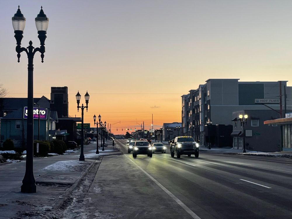 Sunrise on Lansing's Michigan Avenue, facing East.
