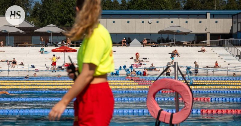 HS Leppävaarassa | Kävimme katsomassa, onko maa­uimalassa niin rauhatonta kuin some­väitteistä ja uutis­otsikoista voisi luulla
