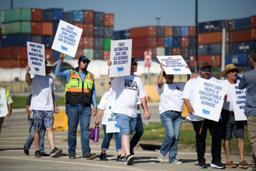 U.S. Port Workers Agree to End Their Strike — The Wall Street Journal