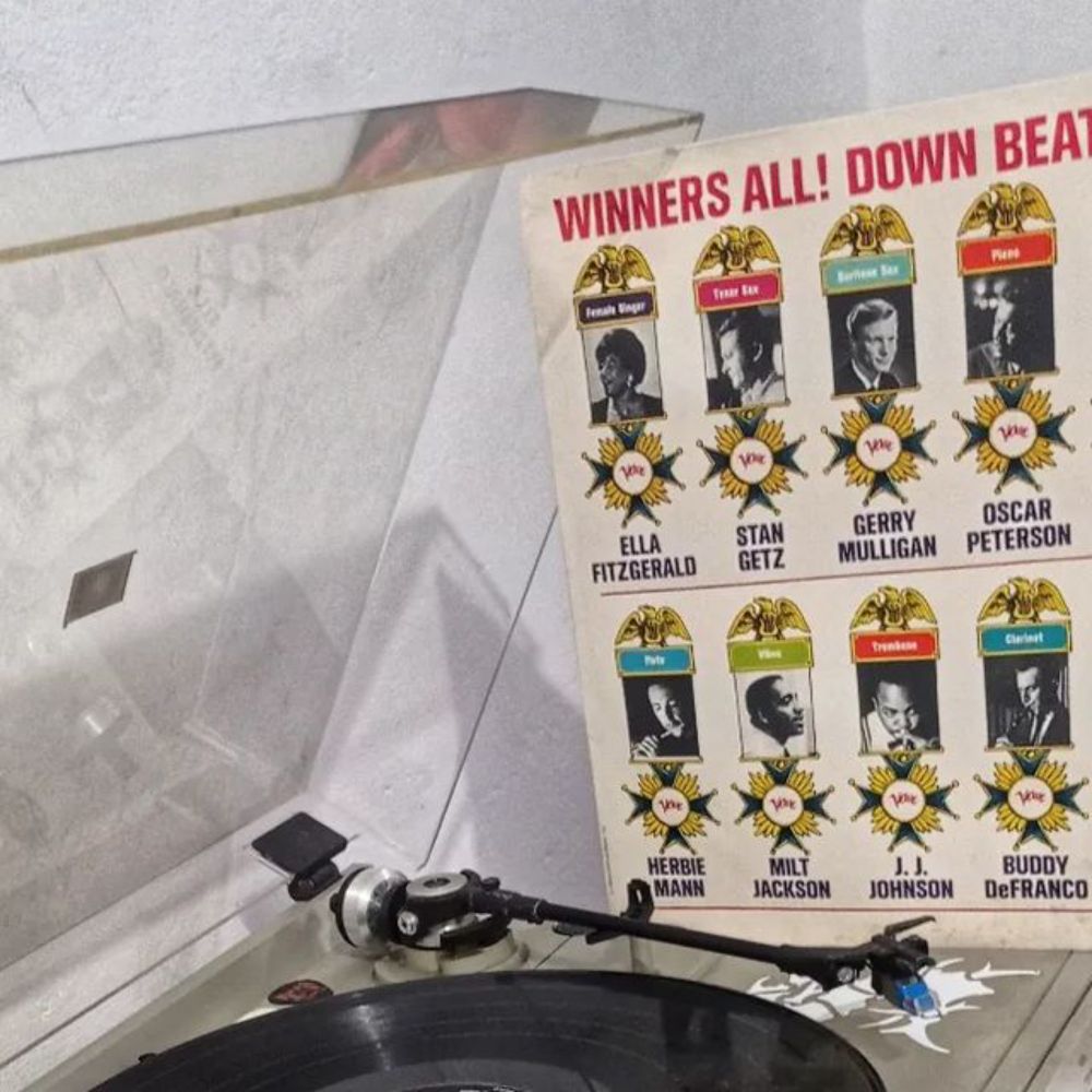 Rogerio G. Oliveira on Instagram: "Winners All! Downbeat Jazz Poll #vinil #VerveRecords #idvmlp146000 #Copacabana #Som #MGMRecords #Compilation #Mono #Jazz #vinyl #vinylpost #vinylcollection #vinylcol...