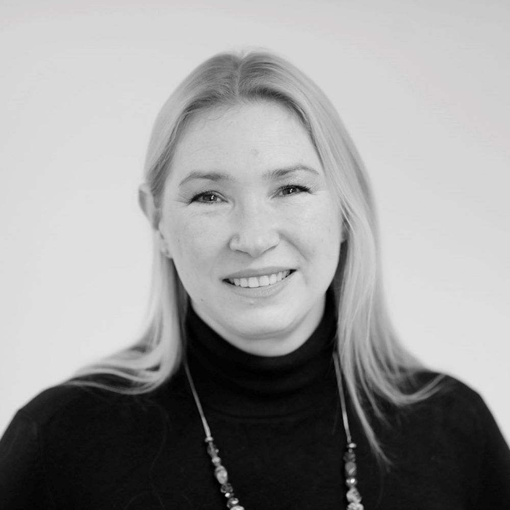 Portrait of Caron Bradshaw OBE.