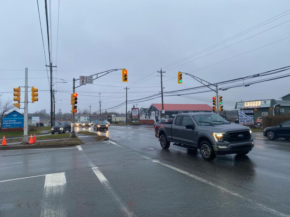 Dedicated left turn signal prevents drivers from turning while the walk sign is on