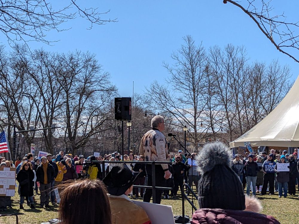 Prof. Jeremy Berg at Pittsburgh's Stand Up For Science rally in Schenley Plaza, explaining the ongoing assault on science funding at the NIH.