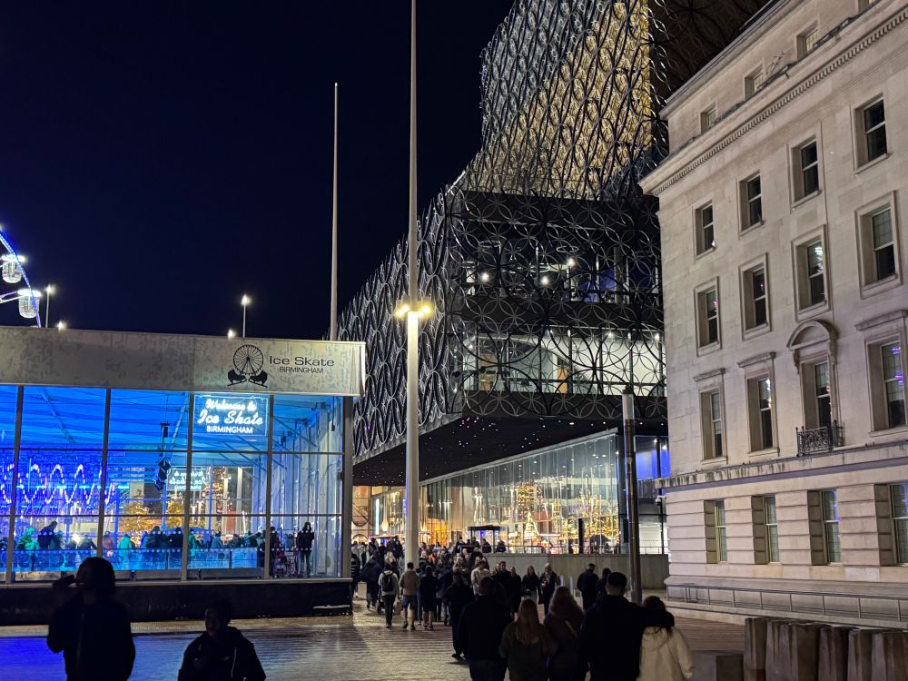 The crowded entrance to the Birmingham library
