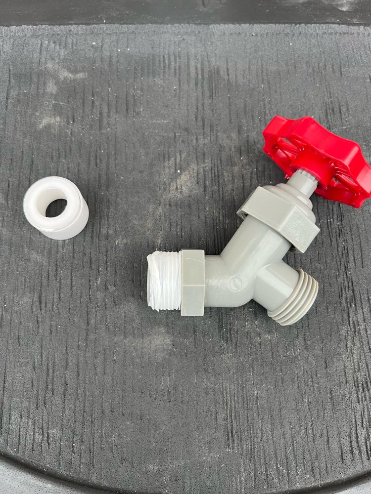 Hose spigot connection 
