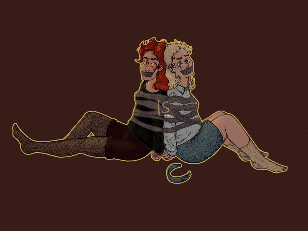 aziraphale e Crowley na forma feminina amarradas de costas uma pra a outra com fita silvertape