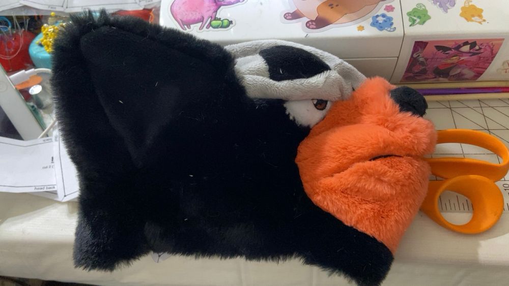 Unstuffed houndour plushie head