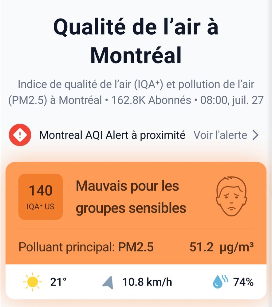 Bad air quality in Montréal, with fine particles being the main polluant due to wildfires. Air quality index is 140.