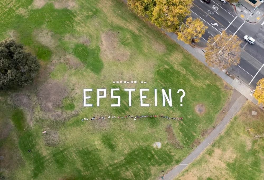 Banner at Lake Merritt,  Oakland CA 10/24/25