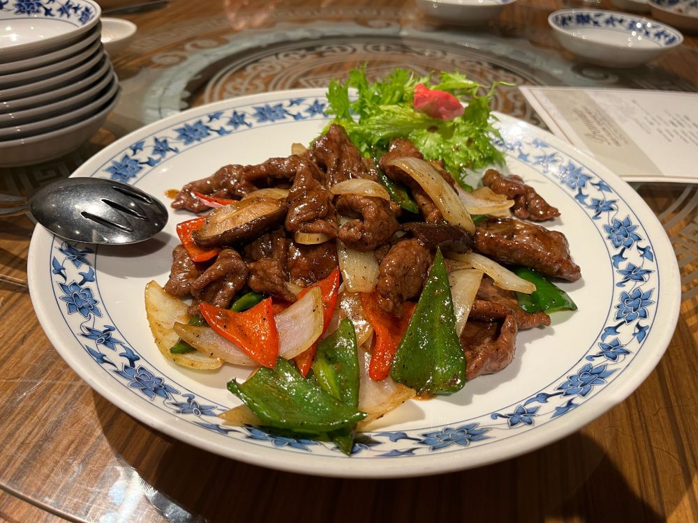 野菜と牛肉の黒胡椒炒め