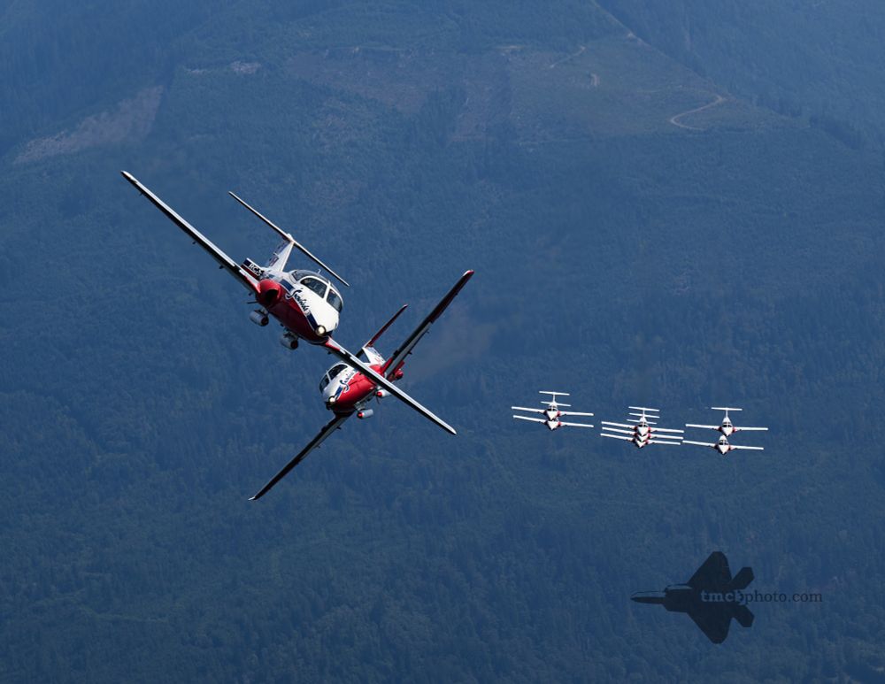 The RCAF Snowbirds completed their 2025 season this week with their home closer air show, what better time to share a #snowbirdsaturday moment such as this image from a photoshoot flight back in August 2024 near Abbotsford? 

This picture is also the January picture of my 2026 Canadian Aviation Icons calendar. Interested in one? Send me a DM for more details! 