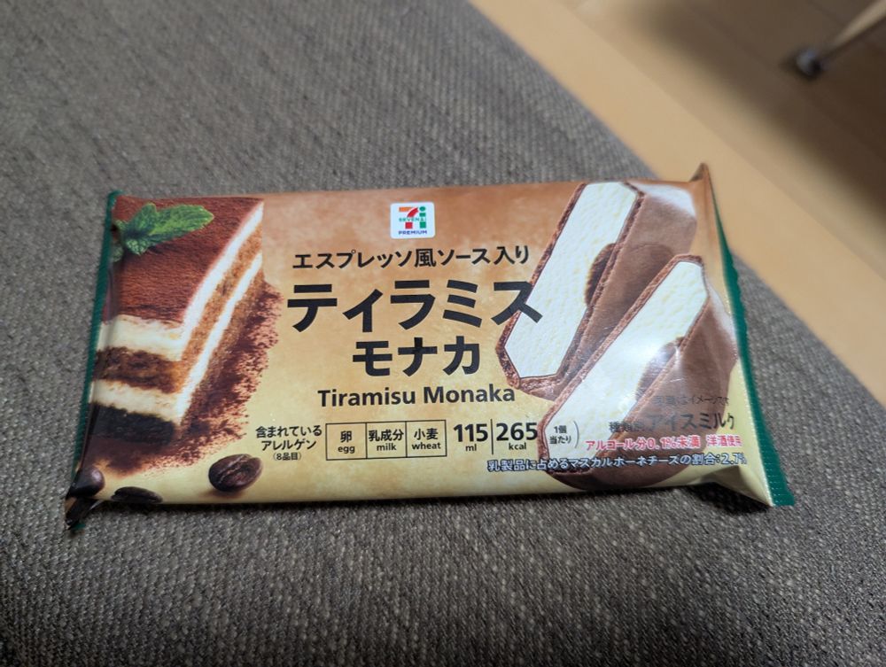 Tiramisu Monaka from 7-11