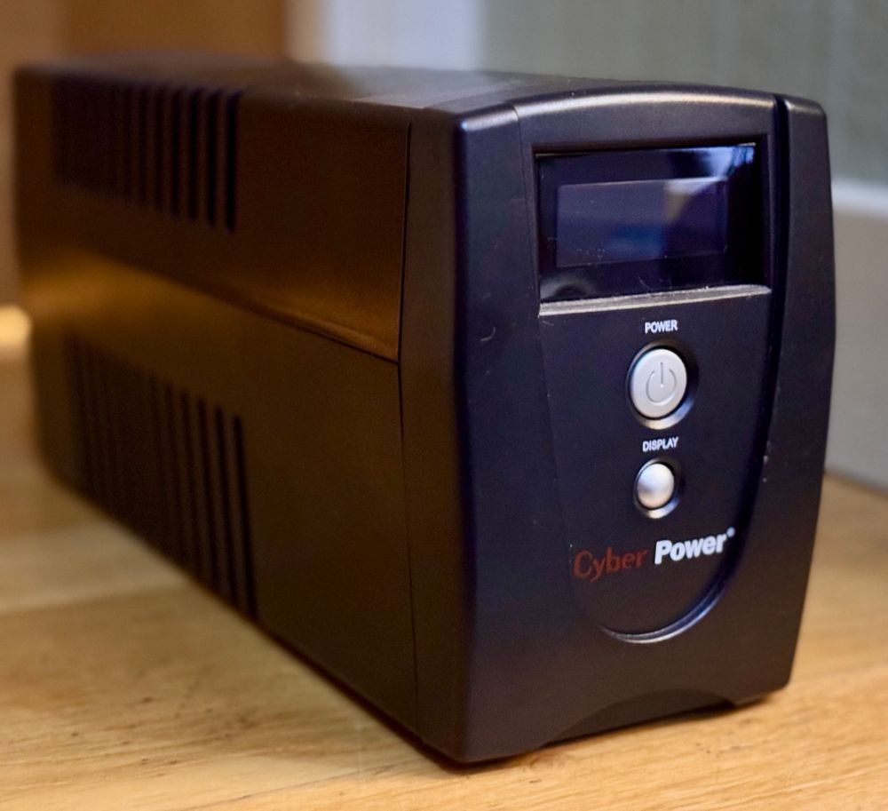 A Cyber Power UPS, dead and not doing anything