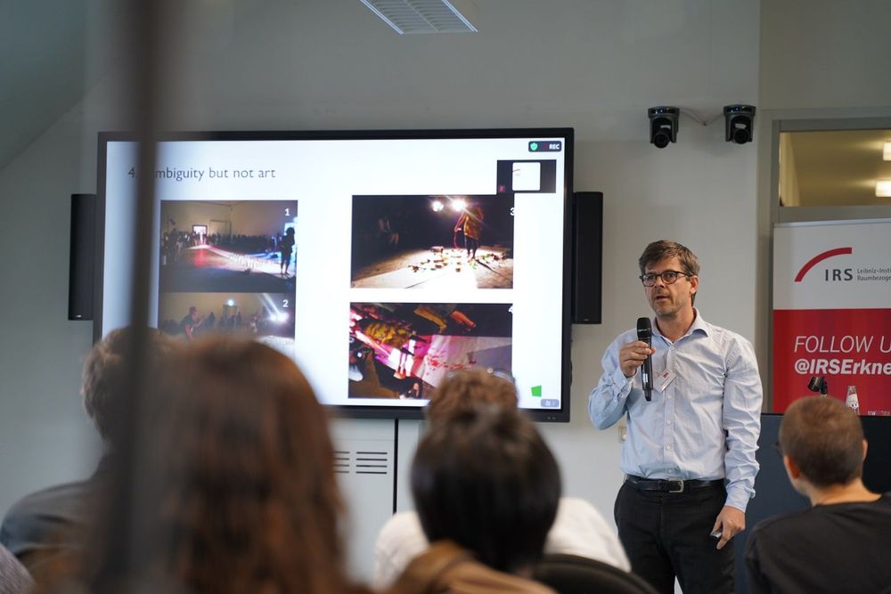 Keynote by Patrick Aspers in Erkner. Photo by IRS Erkner