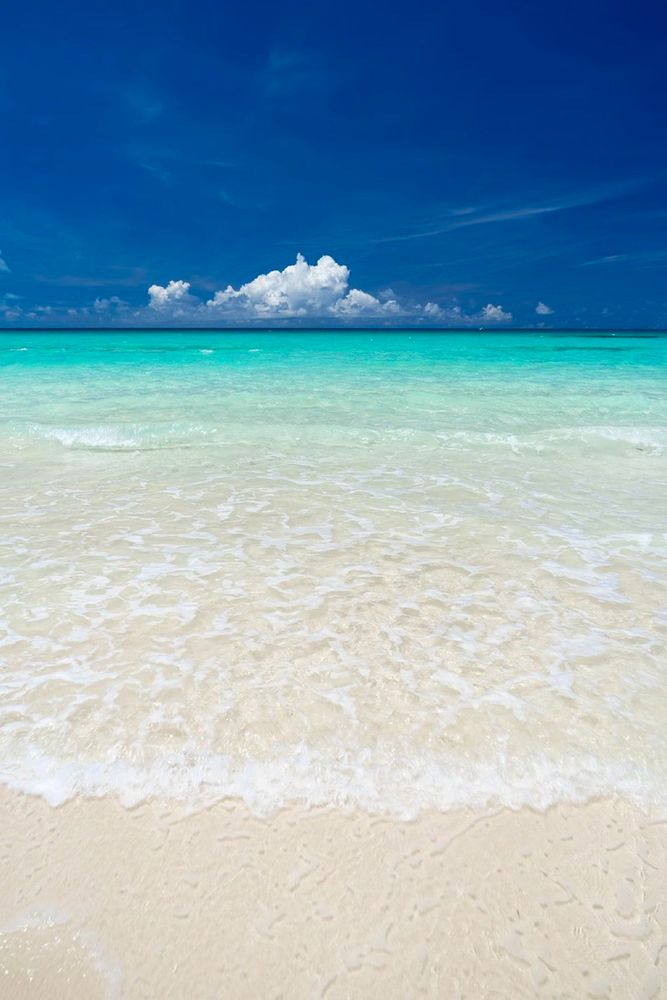 𝑂𝑘𝑖𝑛𝑎𝑤𝑎’𝑠 𝑎 𝑐ℎ𝑎𝑖𝑛 𝑜𝑓 𝑖𝑠𝑙𝑎𝑛𝑑𝑠 𝑏𝑒𝑡𝑤𝑒𝑒𝑛 𝐽𝑎𝑝𝑎𝑛 & 𝑇𝑎𝑖𝑤𝑎𝑛, 𝑤ℎ𝑒𝑟𝑒 𝑡ℎ𝑒 𝑃𝑎𝑐𝑖𝑓𝑖𝑐 𝑚𝑒𝑒𝑡𝑠 𝑡ℎ𝑒 𝐸𝑎𝑠𝑡 𝐶ℎ𝑖𝑛𝑎 𝑆𝑒𝑎. 𝑅𝑒𝑚𝑜𝑡𝑒, 𝑐𝑎𝑙𝑚, & 𝑓𝑢𝑙𝑙 𝑜𝑓 𝑠𝑜𝑢𝑙.

*Title of the Work: Unknown
*Type of Work: #Photography
*Creator/Author: Atsushi 沖縄 Photographer
*Original Source/Platform: Twitter (@AtsushiOkinawa)
*Posting: July 2, 2025
*Description or Context: Okinawa’s remote islands
*License or Usage: License or Usage: Unknown. No copyright infringement intended — shared purely for appreciation and commentary.
*Use Purpose: appreciation, commentary, education, archival, non-commercial.
⚠️𝑫𝑰𝑺𝑪𝑳𝑨𝑰𝑴𝑬𝑹:“𝑵𝒐 𝒄𝒐𝒑𝒚𝒓𝒊𝒈𝒉𝒕 𝒊𝒏𝒇𝒓𝒊𝒏𝒈𝒆𝒎𝒆𝒏𝒕 𝒊𝒏𝒕𝒆𝒏𝒅𝒆𝒅 — 𝒔𝒉𝒂𝒓𝒆𝒅 𝒑𝒖𝒓𝒆𝒍𝒚 𝒇𝒐𝒓 𝒂𝒑𝒑𝒓𝒆𝒄𝒊𝒂𝒕𝒊𝒐𝒏 𝒂𝒏𝒅 𝒄𝒐𝒎𝒎𝒆𝒏𝒕𝒂𝒓𝒚.”
𝑭𝒆𝒆𝒍 𝒇𝒓𝒆𝒆 𝒕𝒐 𝒔𝒉𝒂𝒓𝒆 𝒄𝒐𝒎𝒎𝒆𝒏𝒕𝒔 𝒊𝒇 𝒕𝒉𝒆 𝒊𝒏𝒇𝒐𝒓𝒎𝒂𝒕𝒊𝒐𝒏 𝒅𝒊𝒇𝒇𝒆𝒓𝒔. 𝑳𝒆𝒕’𝒔 𝒌𝒆𝒆𝒑 𝒊𝒕 𝒄𝒍𝒆𝒂𝒓, 𝒇𝒓𝒊𝒆𝒏𝒅𝒍𝒚, 𝒂𝒏𝒅 𝒓𝒆𝒔𝒑𝒆𝒄𝒕𝒇𝒖𝒍.