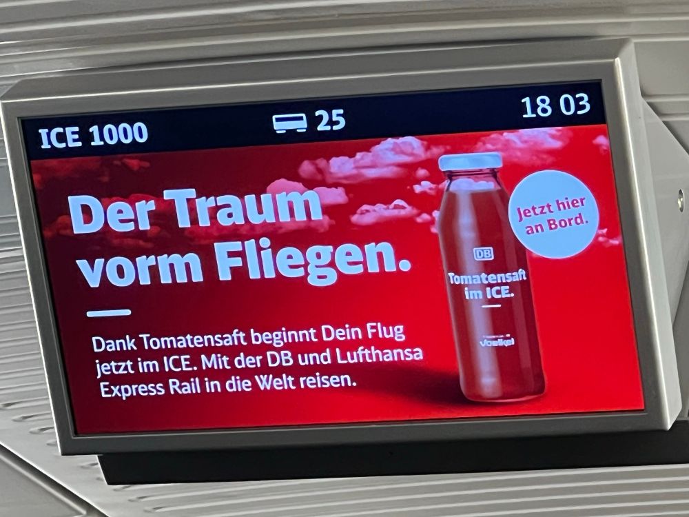 Werbung im ICE für Tomatensaft im Zug