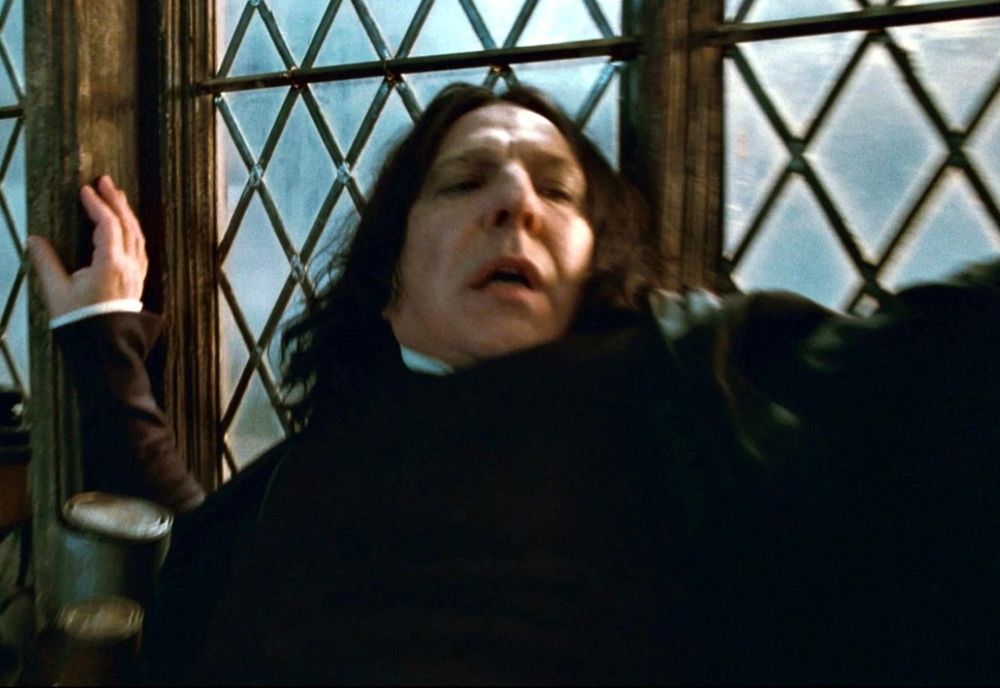 Personagem Severo Snape assustado