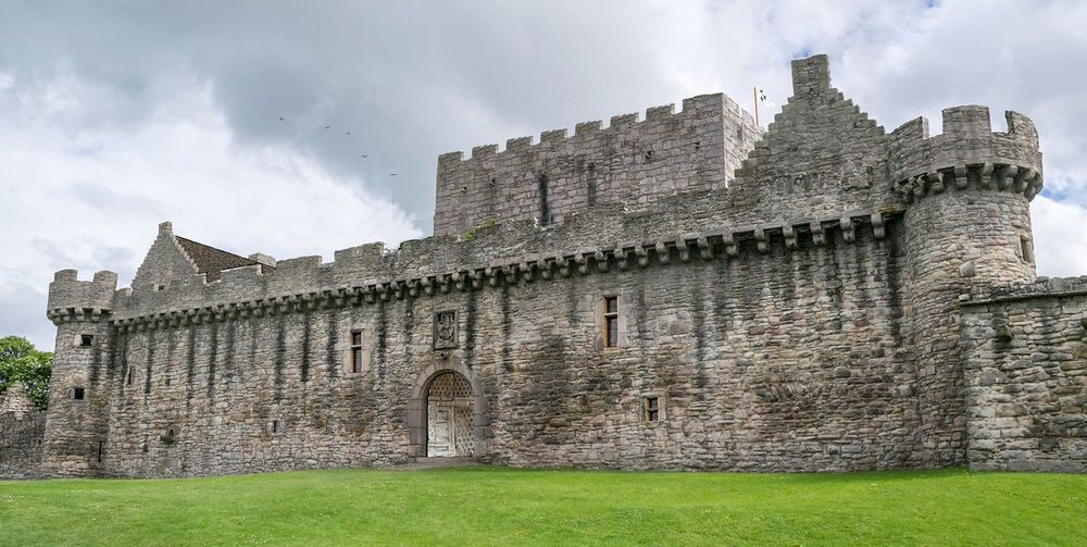Craigmillar Castle, Edinburgh (Scotland)
