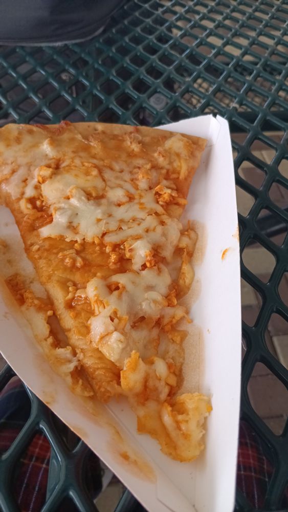 Buffalo chicken pizza 