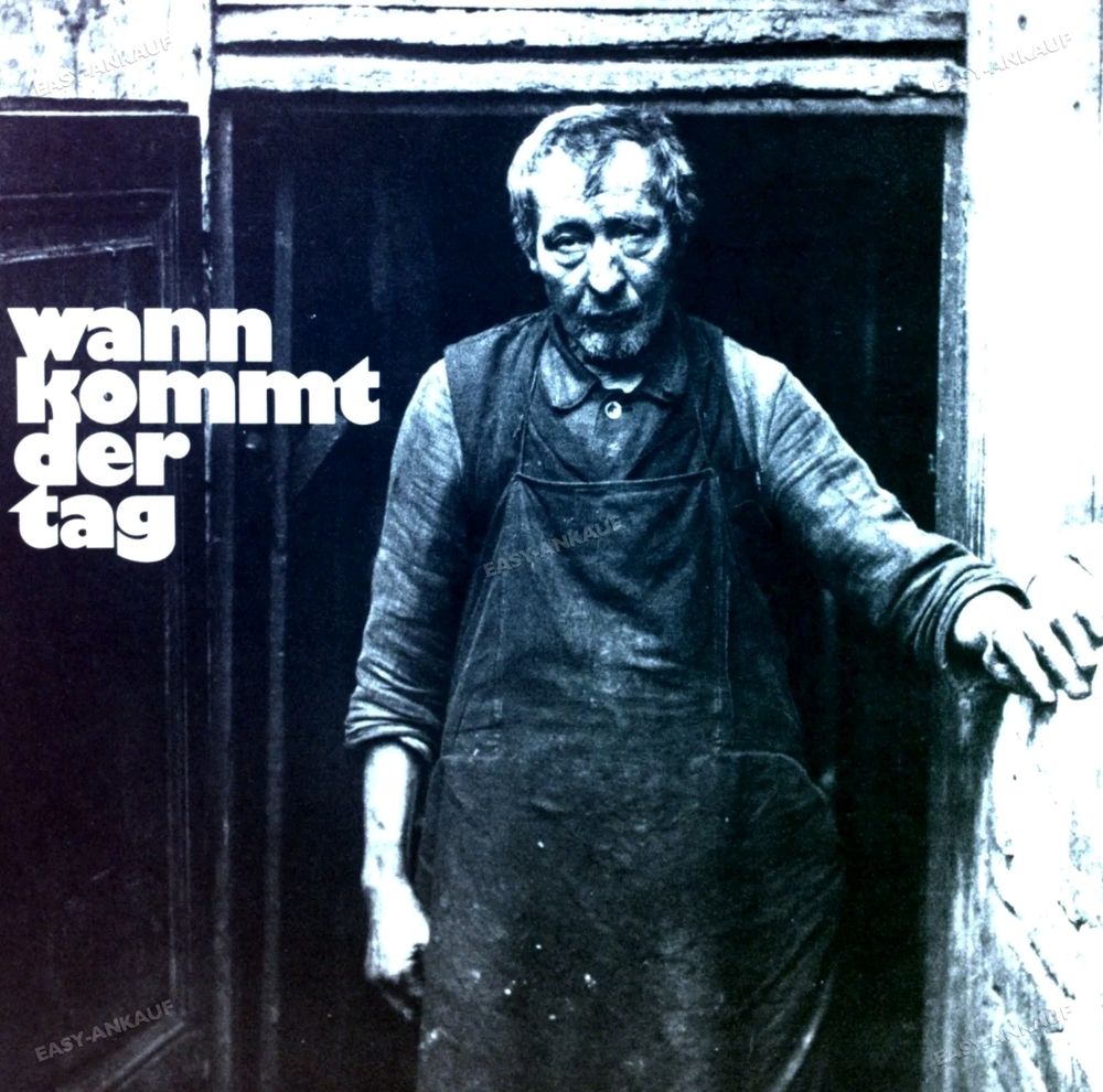 Peter janssens wann kommt der tag album cover:
Ein alter mann blickt traurig in schwarz weiss aus seinem türrahmen