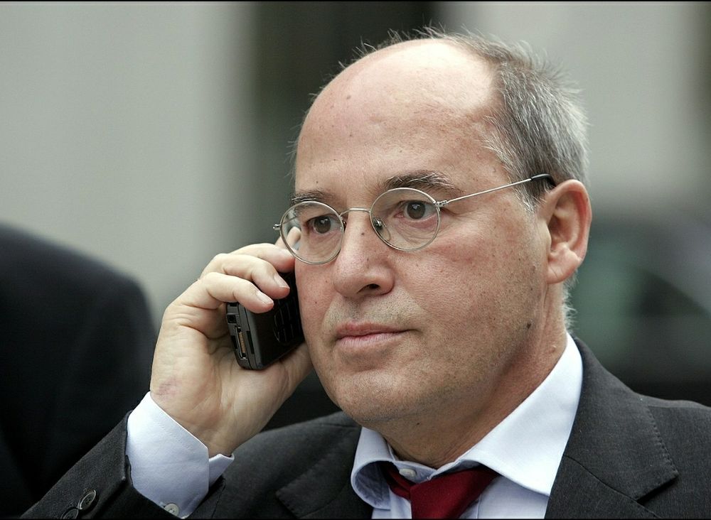 Gregor gysi am apparat