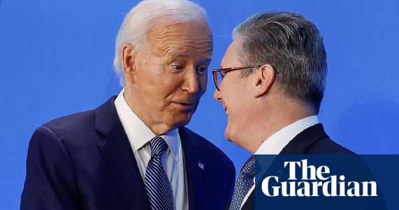 Joe Biden hints UK should move closer to EU in Starmer meeting