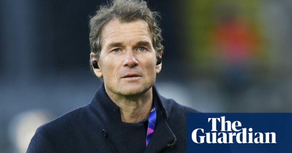 Jens Lehmann fined €135,000 for damaging neighbour’s garage with chainsaw