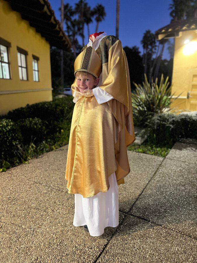 Kostüm: Heiliger Dionysius (1)