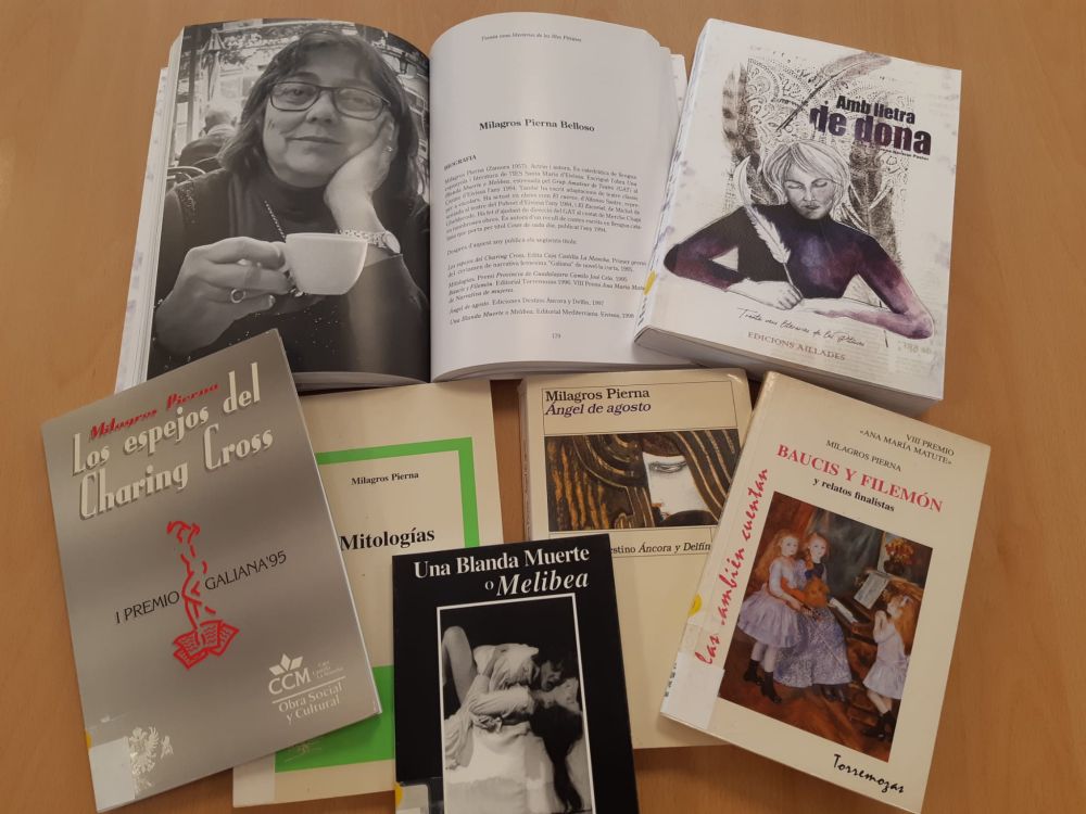 Conjunt de llibres de la Biblioteca Pública Insulars d'Eivissa escrits per l'autora Milagros Pierna: Los espejo de Charing Cross, Mitologías, Baucis y Filemón, Ángel de agosto, Una blanda muerte o Melibea.
Llibre sobre escriptores locals:  Amb lletra de dona, trenta veus literàries de les Pitiüses, a càrrec de Teresa Navarro Pastor. Edicions aïllades.
