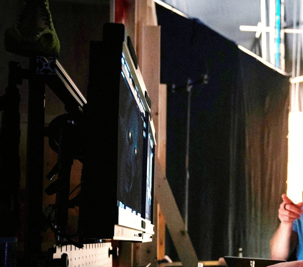 Same screenshot but with the contrast and brightness turned up and zoomed in