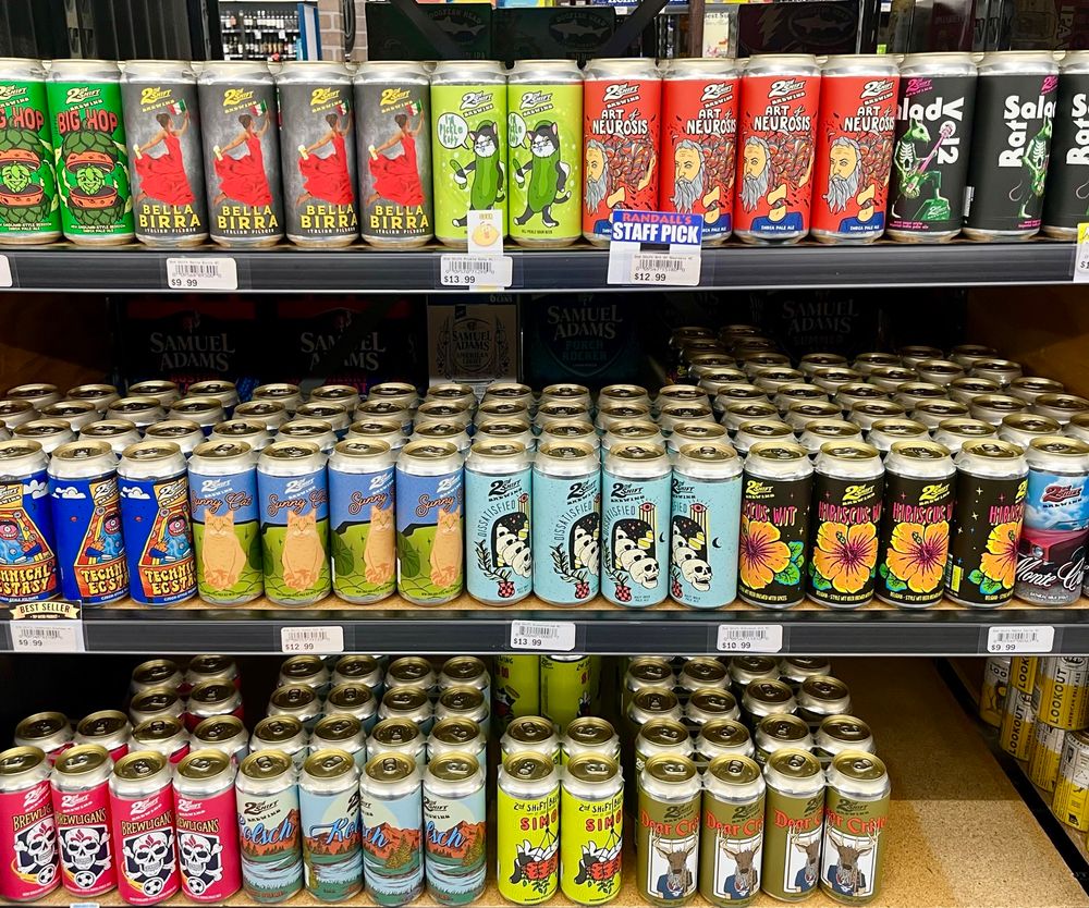2nd Shift Craft beer brewed in St Louis, Missouri. In cans. 