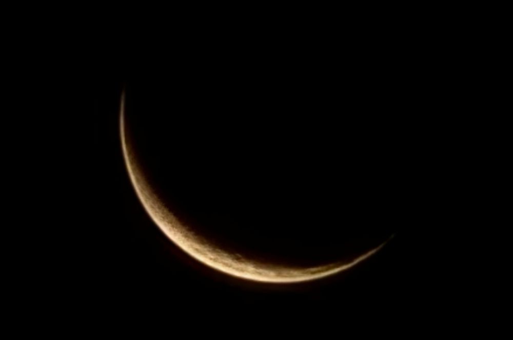 Good Morning Crescent Moon...