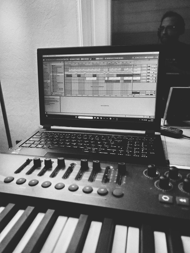 Home studio 