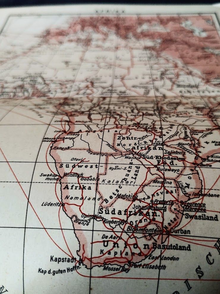 Klapplandkarte von Afrika 1956 mit dem Fokus auf den südlichen Teil. 