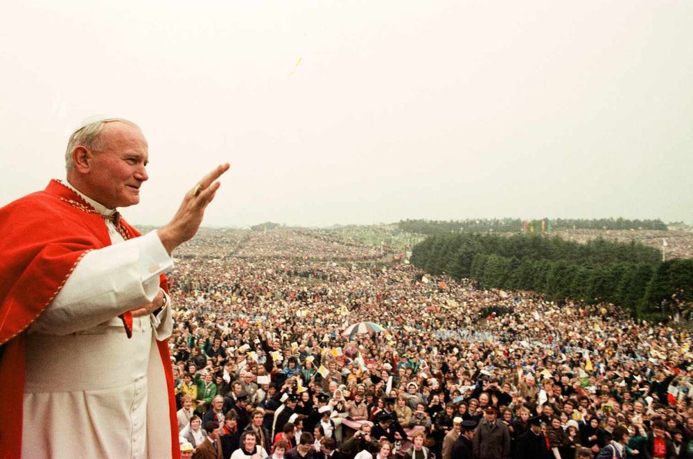 1.25 million people attended Phoenix Park to see Pope John Paul II