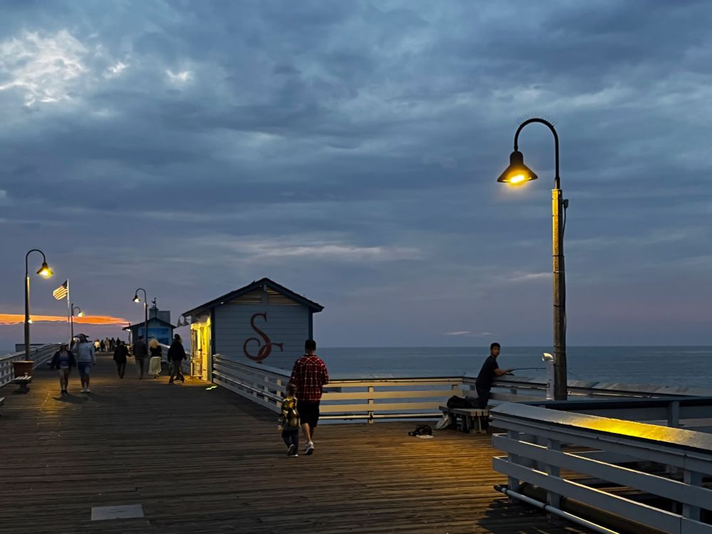 San Clemente Pier at dusk