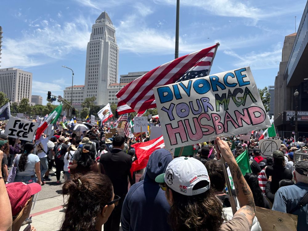 Sign that reads “Divorce Your MAGA husband”