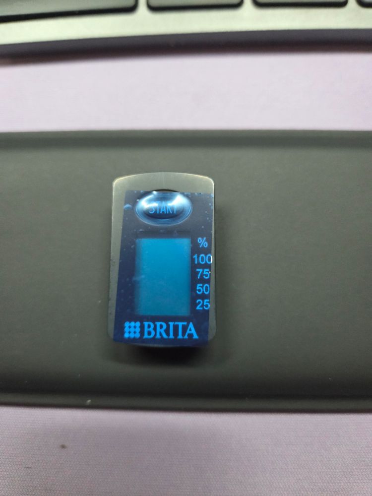Photograph of a replacement memo timer for a Brita water filter jug