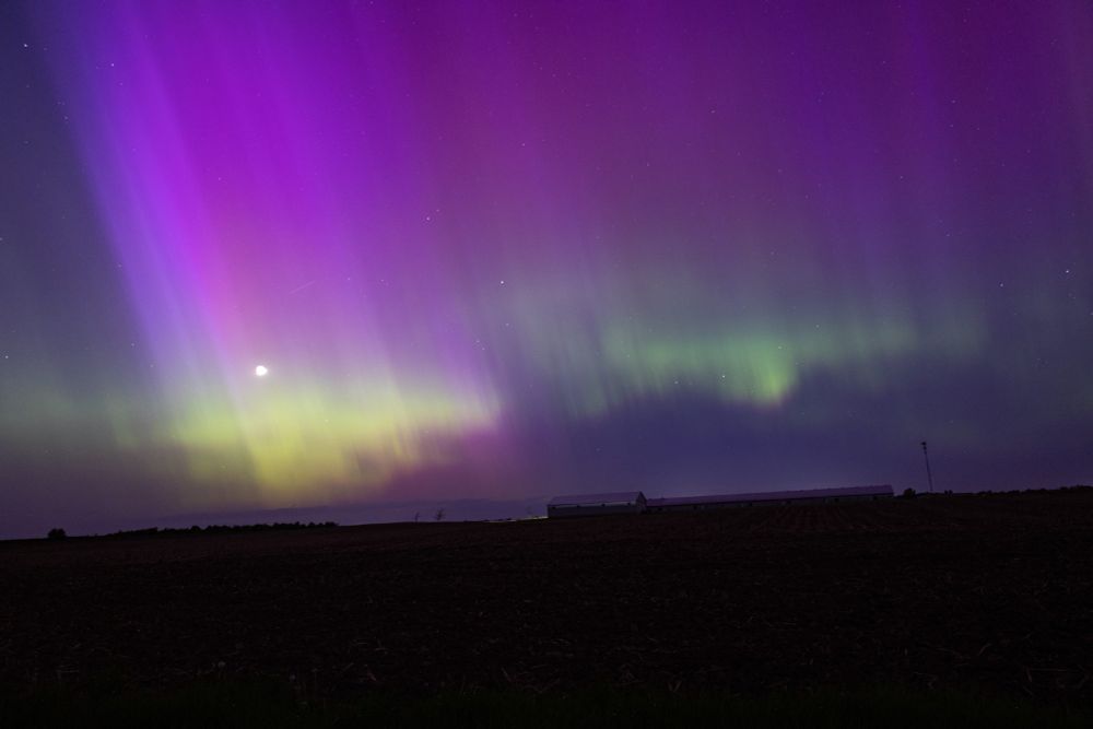 Image of an aurora.