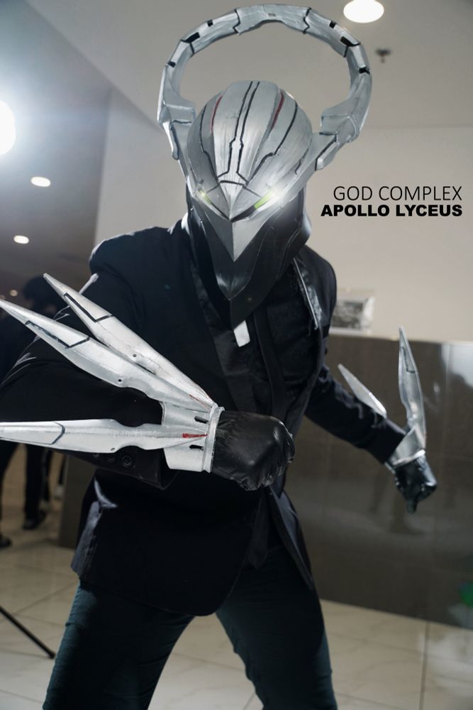 Apollo Lyceus lunging forward