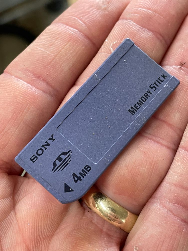 Memory stick for a Sony camera, 4 megabyte 