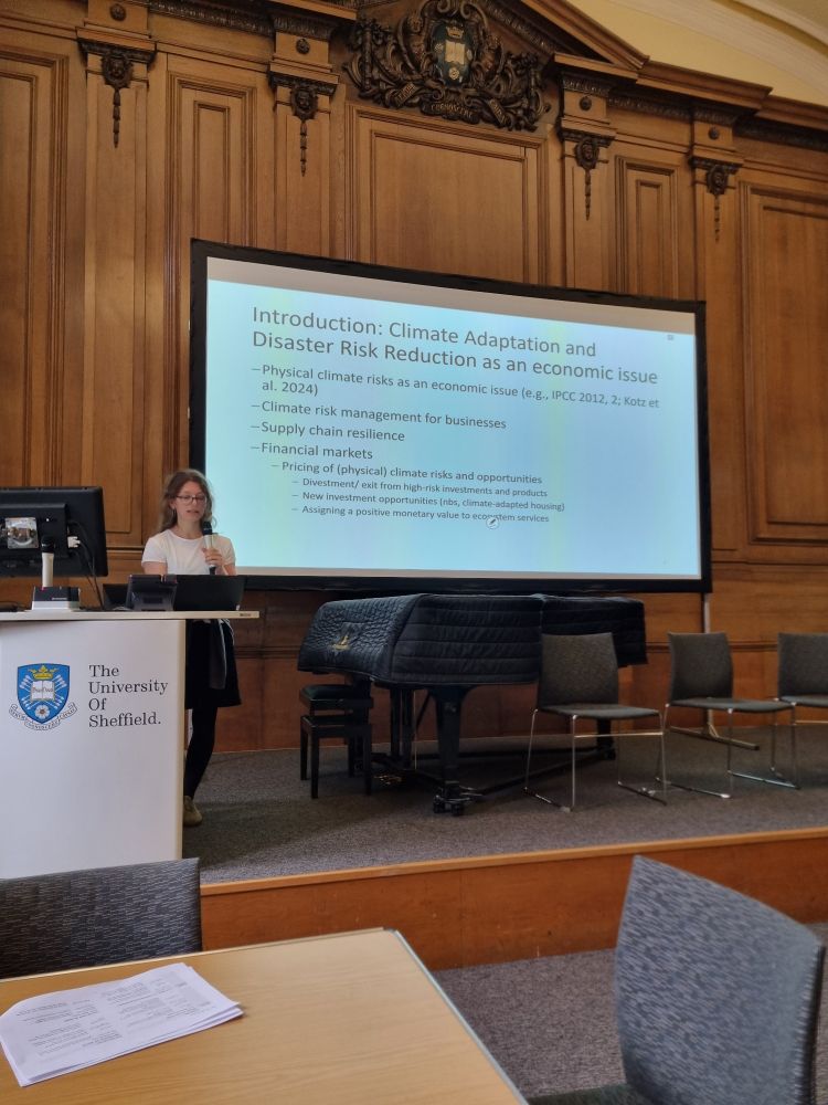 Annika Reinke presenting a paper 