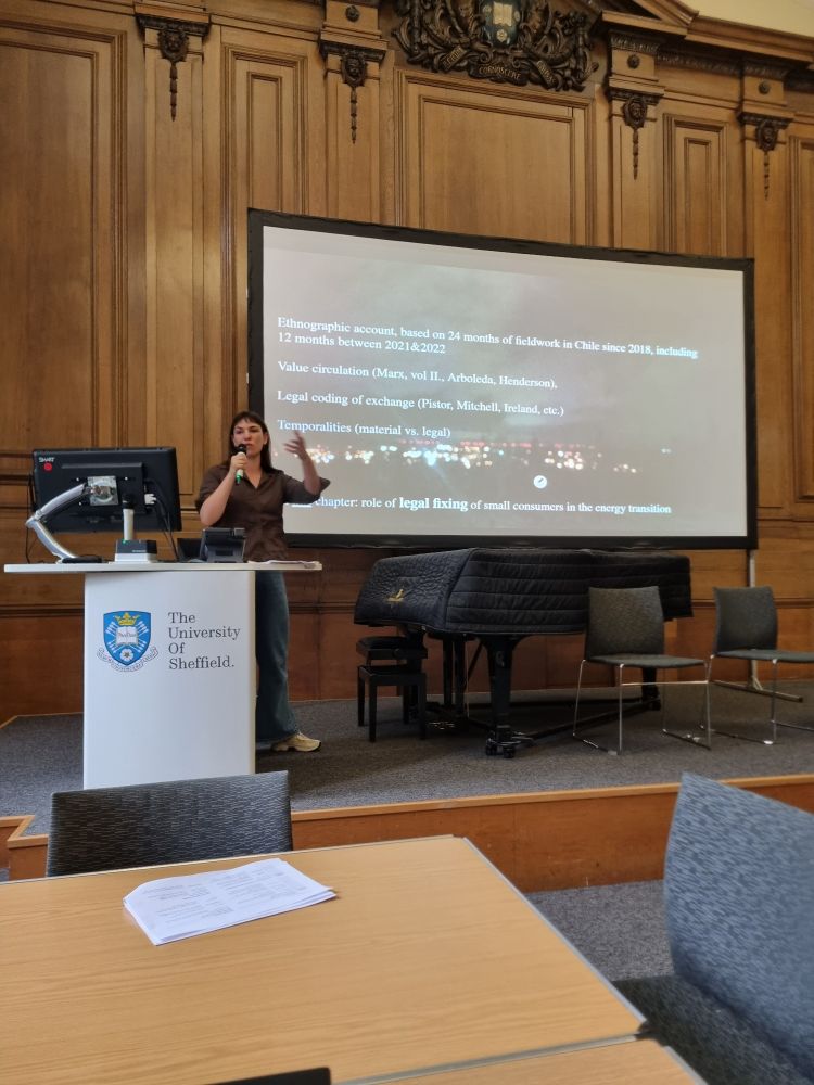 Maria Cariola presenting her research