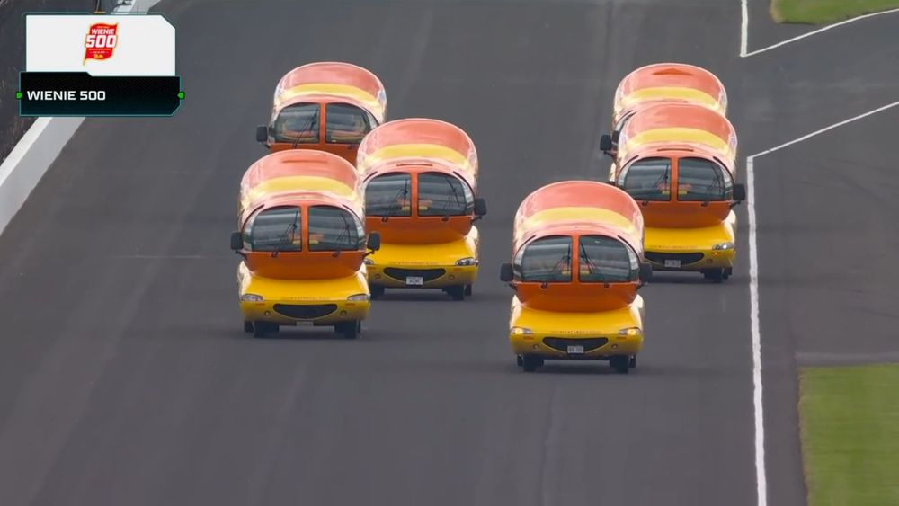 all 6 mobiles on track