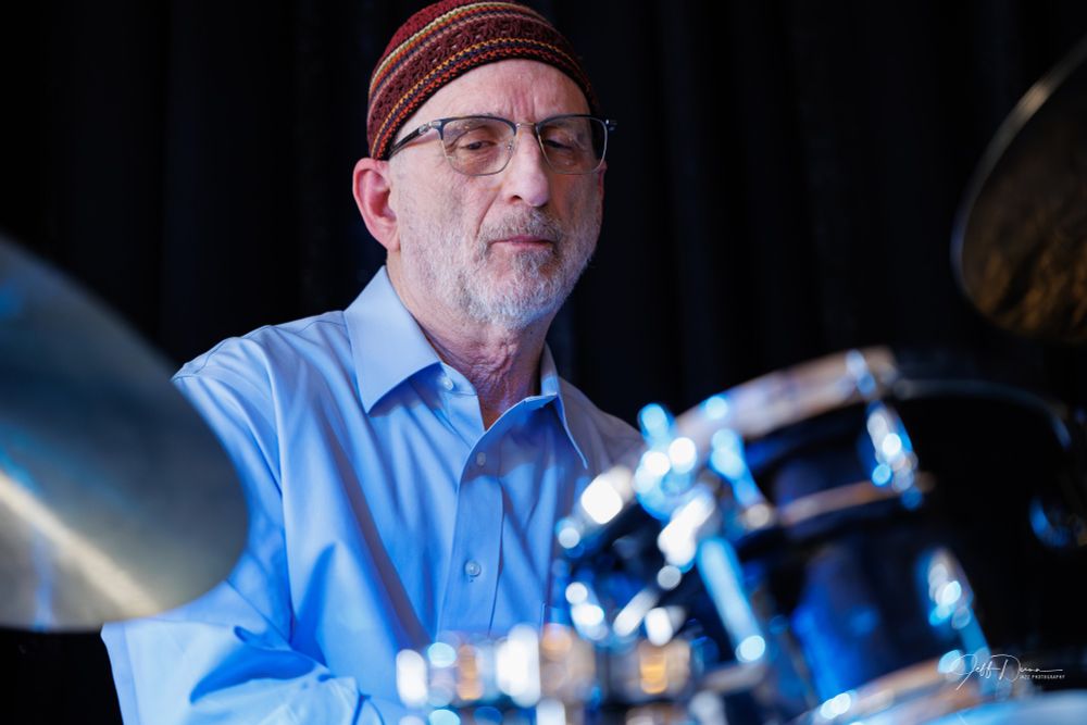 Mark Lipson