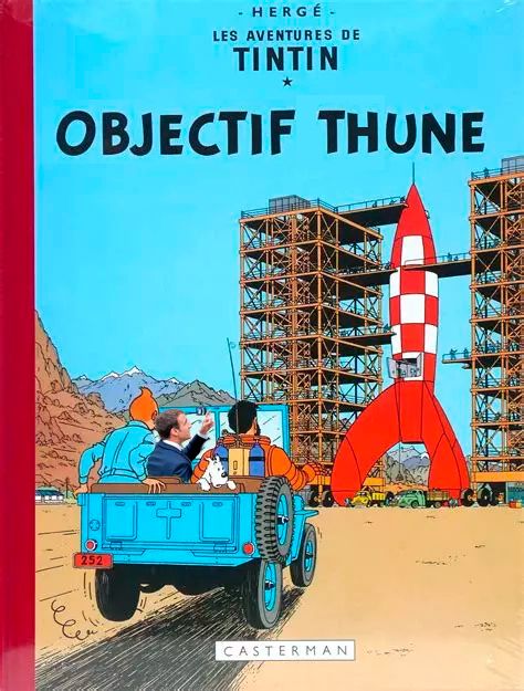 Album de tintin Objectif Lune, titre remplacé par objectif thune avec le président macron qui prend la place du professeur tournesol dans la voiture