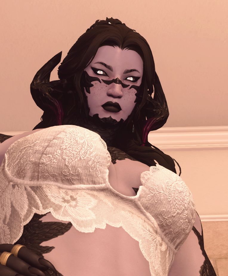 another lazy screenshot of her boobs