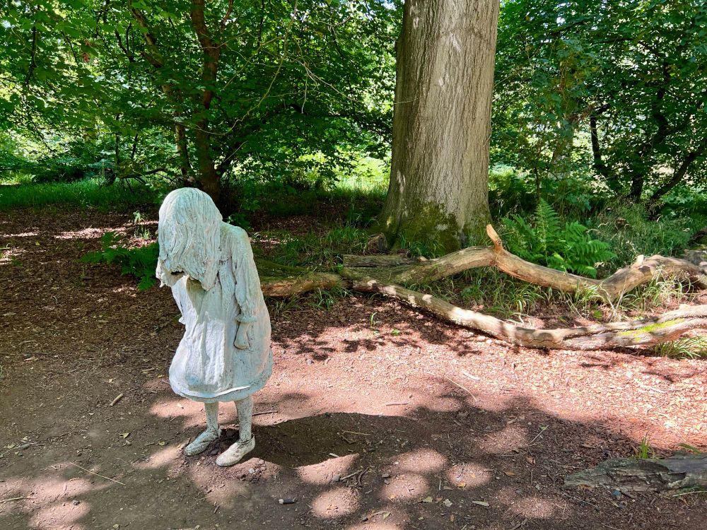 weeping girl, Jupiter Artland, Scotland 