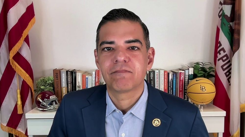 Rep. Robert Garcia